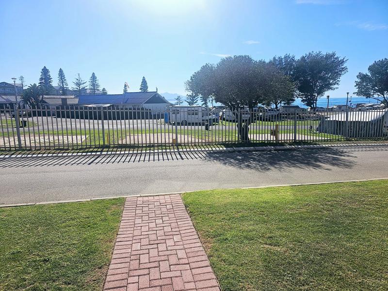 3 Bedroom Property for Sale in Mossel Bay Central Western Cape